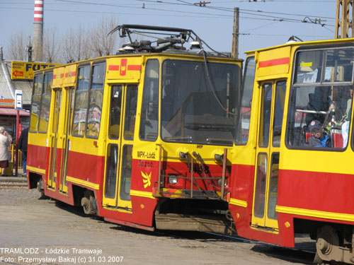 Sk�ad 2x805Na #1449+1448 [8], 31.03.2007r., Plac Niepodleg�o�ci. Foto: Przemys�aw Bakaj (c)