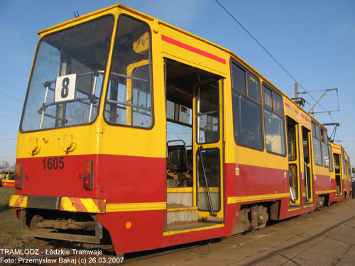 Sk�ad 2x 805Na #1604+1605 [8], 26.03.2007r., Kra�c�wka - ul. Rokici�ska/ August�w. Foto: Przemys�aw Bakaj (c)