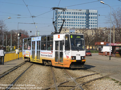 Sk�ad 2x 805Na #1736+1737 [6], 25.03.2007r., Plac Niepodleg�o�ci. Foto: Przemys�aw Bakaj (c)