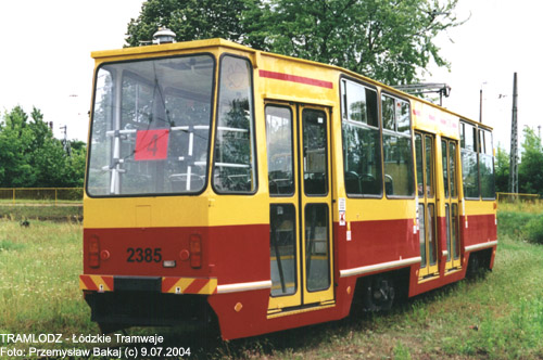 Sk�ad 2 x Konstal 805Na #2384+2385 [4], w dniu 9.07.2004r. Kra�c�wka Chojny. Foto: Przemys�aw Bakaj (c)