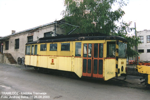 Konstal 2N #92003, 26.08.2003r., ZTiS - ul. D�browskiego. Foto: Andrzej Bakaj (c)