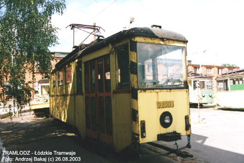 Konstal 2N #92003, 26.08.2003r., ZTiS - ul. D�browskiego. Foto: Andrzej Bakaj (c)