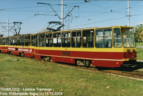 Sk�ad 2 x Konstal 805Na #1244+1607 [11], w dniu 13.10.2004r., p�tla August�w. Foto: Przemys�aw Bakaj (c)