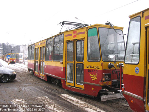 Sk�ad 2x 805Na #3324+3293 [6], 25.01.2007r., ul. Piotrkowska/ Sieradzka. Foto: Tomasz G�az (c)