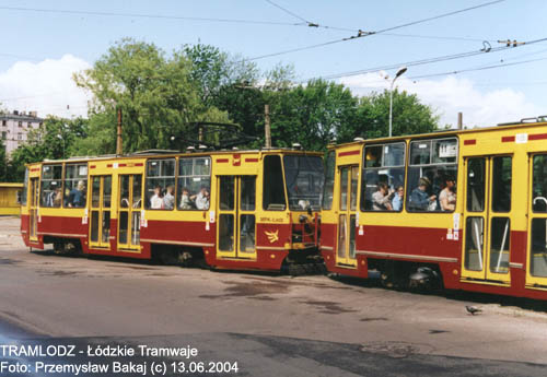 Sk�ad 2 x Konstal 805Na #3341+3328 [11], w dniu 13.06.2004r., Al. Ko�ciuszki/ ul. �wirki. Foto: Przemys�aw Bakaj (c)