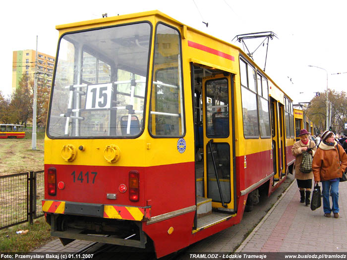 Sk�ad 3 x Konstal 805Na #1606+1607+1417 [15], w dniu 1.11.2007r. Kra�c�wka, Kurczaki. Foto: Przemys�aw Bakaj (c)