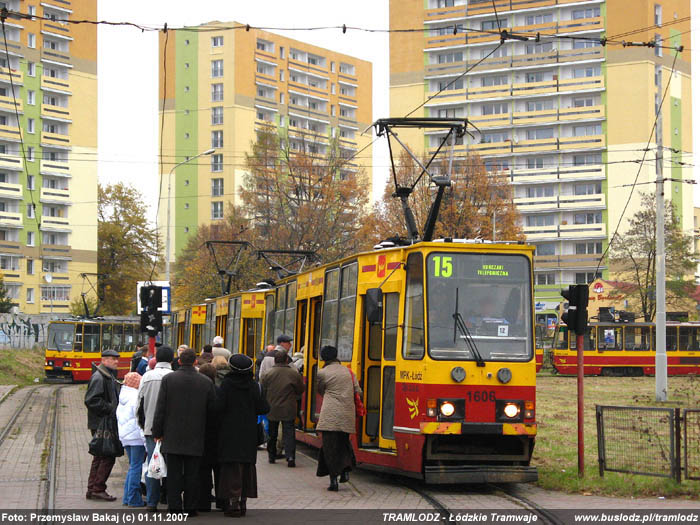Sk�ad 3 x Konstal 805Na #1606+1607+1417 [15], w dniu 1.11.2007r. Kra�c�wka, Kurczaki. Foto: Przemys�aw Bakaj (c)