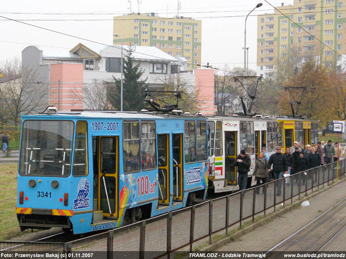 Sk�ad 3 x Konstal 805Na #3323+3340+3341 [15], w dniu 1.11.2007r. Kra�c�wka, Kurczaki. Foto: Przemys�aw Bakaj (c)