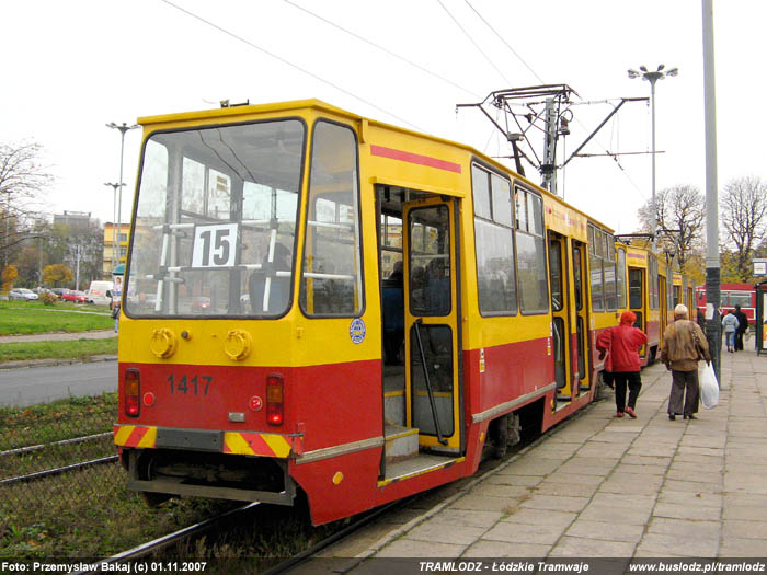 Sk�ad 3 x Konstal 805Na #1606+1607+1417 [15], w dniu 1.11.2007r., ul. Paderewskiego/ Rondo Lotnik�w Lwowskich. Foto: Przemys�aw Bakaj (c)