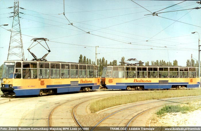 Sk�ad 2x 805Na #1608+1609 [22], 1988r. Zajezdnia, ul. Telefoniczna. Foto: Zbiory Muzeum Komunikacji Miejskiej MPK ��d� (c)