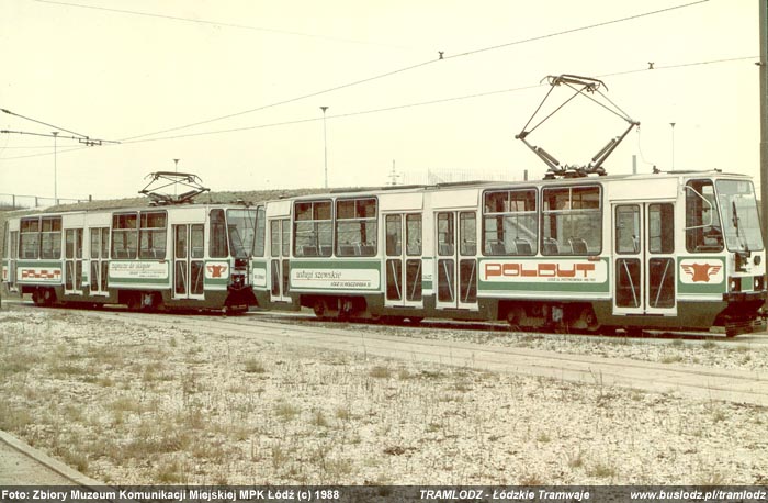 Sk�ad 2x 805Na #3637+3638 [-], 1988r. Zajezdnia, ul. Telefoniczna. Foto: Zbiory Muzeum Komunikacji Miejskiej MPK ��d� (c)