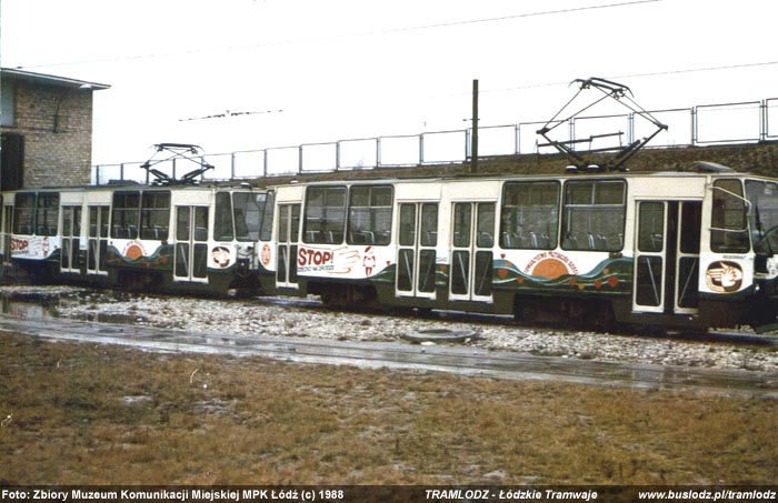 Sk�ad 2x 805Na #2507+2508 [-], 1988r. Zajezdnia, ul. Telefoniczna. Foto: Zbiory Muzeum Komunikacji Miejskiej MPK ��d� (c)