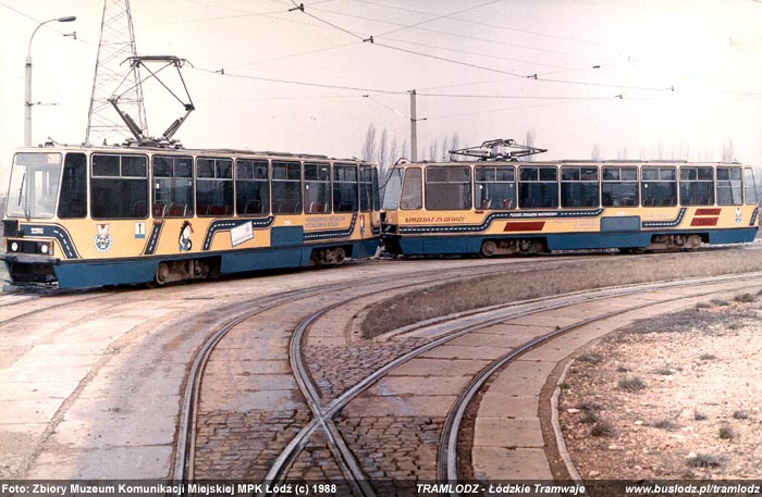 Sk�ad 2x 805Na #2298+2299 [-], 1988r. Zajezdnia, ul. Telefoniczna. Foto: Zbiory Muzeum Komunikacji Miejskiej MPK ��d� (c)
