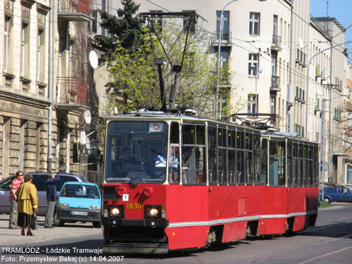 Sk�ad 2x 805Na #1830+1831 [-], 14.04.2007r. ul. Narutowicza/ Tramwajowa. Foto: Przemys�aw Bakaj (c)